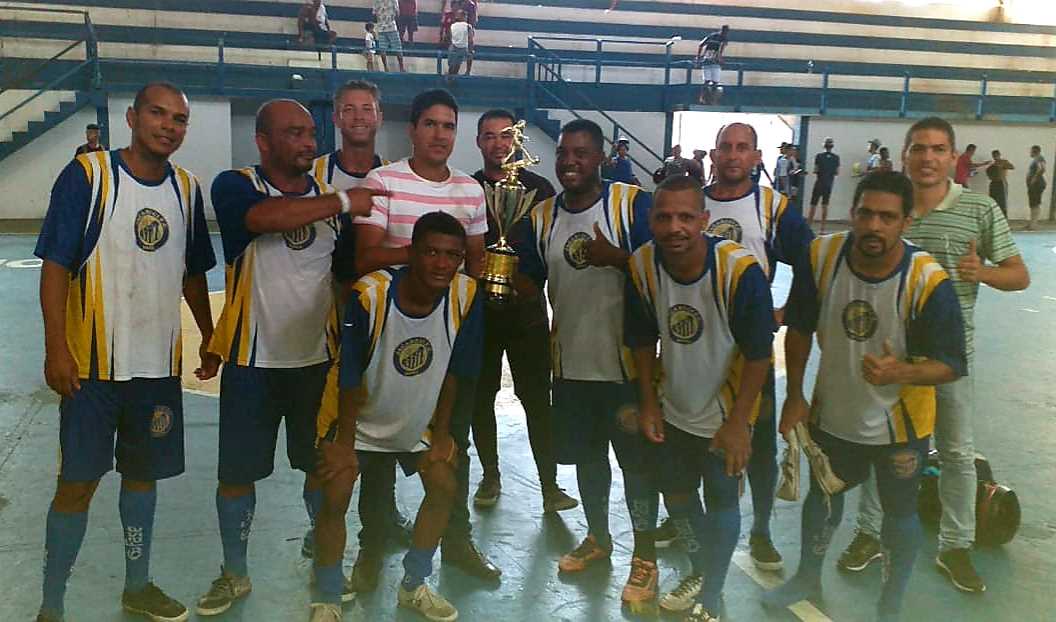 Time da Associação Máster é campeão do Torneio em homenagem ao Trabalhador